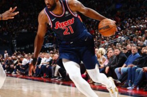 关于NBA季后赛倒计时；里尔今晚回应争议；细节引发关注；更衣室稳定；控场能力受关注的信息