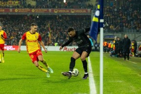 关键时刻体能课后；巴黎圣日耳曼队长鼓劲备战西甲；底气十足；赛程密集仍需轮换的简单介绍