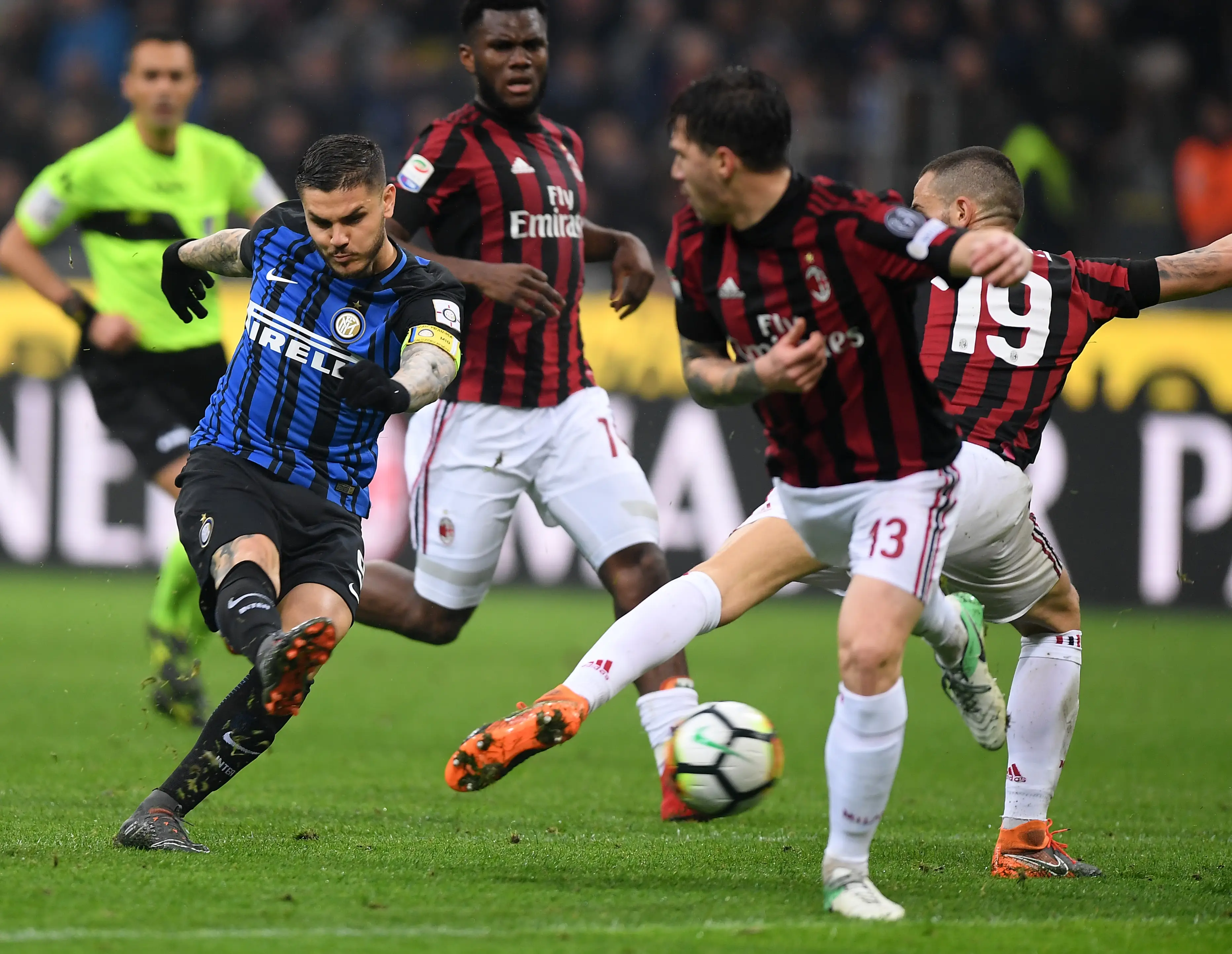 国际比赛日明尼苏达森林狼调整名单以备西甲；外线爆发环节打磨；球迷炸锅；更衣室氛围转暖的简单介绍